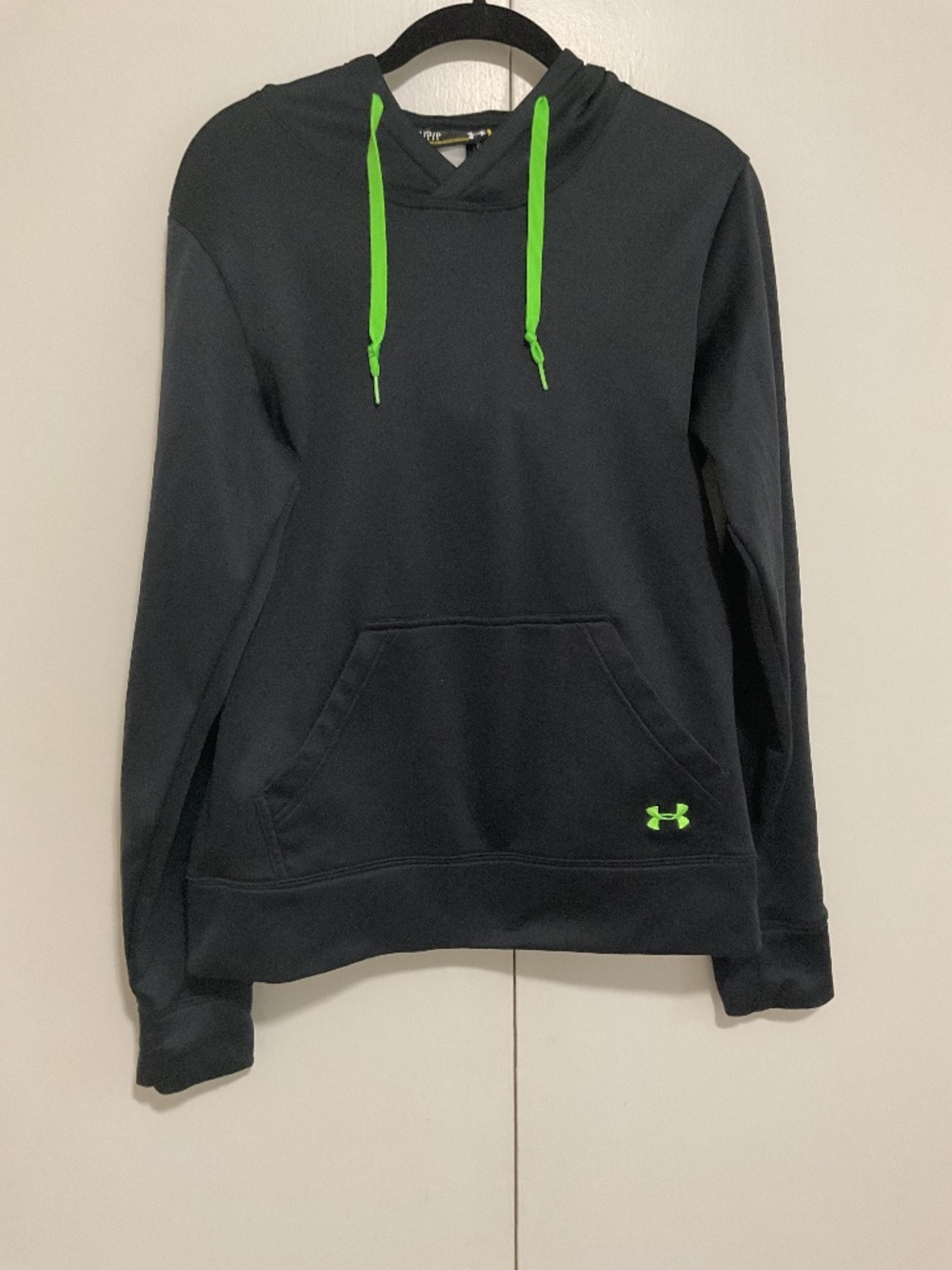Black Hoodie Front Pocket Pullover
